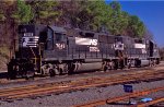 NS 7045 & 5077 in Genwood Yard